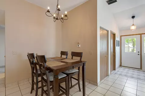 1108 Little Falls Dr, Elgin, IL 60120 photo 7