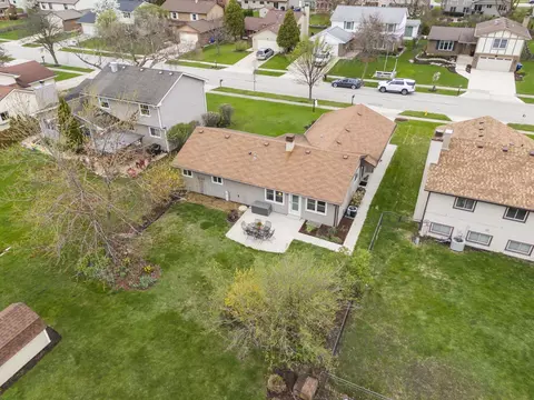604 Devonshire Ln, Wheaton, IL 60189 photo 26