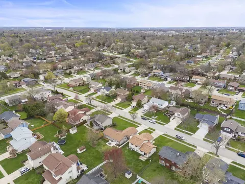 604 Devonshire Ln, Wheaton, IL 60189 photo 29