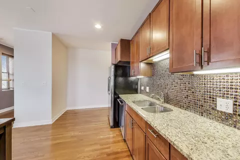 Kitchen - 108 E 41st St #2E, Chicago, IL 60653 photo 2 of 3