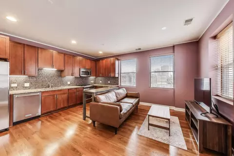 Other - 108 E 41st St #2E, Chicago, IL 60653 photo 1 of 2