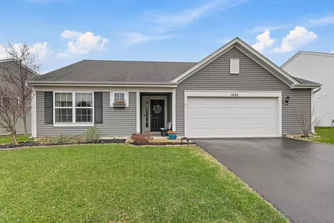 1695 Prospect Cir, Pingree Grove, IL 60140