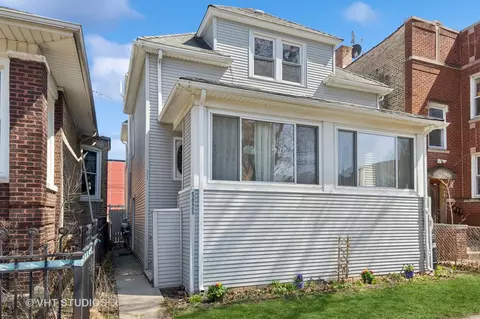5025 N Sawyer Ave, Chicago, IL 60625