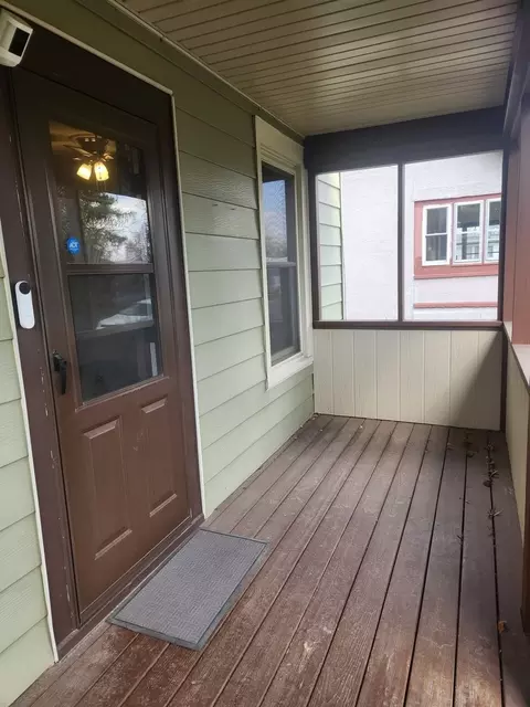 Exterior - 1367 S 7th Ave, Kankakee, IL 60901 photo 2 of 6