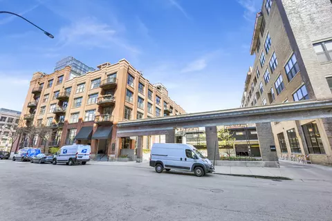 1000 W Washington Blvd #305, Chicago, IL 60607