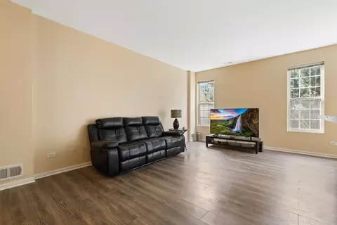4932 Montauk Dr, Plainfield, IL 60586 photo 3