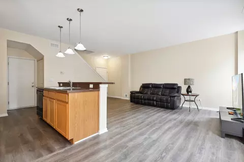 4932 Montauk Dr, Plainfield, IL 60586 photo 9