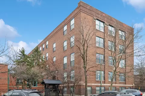 4745 N Ravenswood Ave #111, Chicago, IL 60640