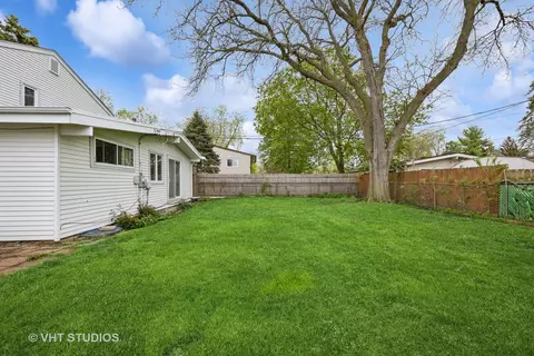 Exterior - 107 W Jeffery Ave, Wheeling, IL 60090 photo 3 of 3