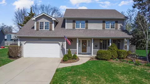 1129 Thelin Ct, Batavia, IL 60510