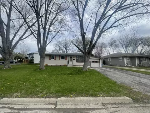 1801 E Duane Blvd, Kankakee, IL 60901 photo 2