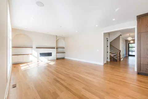 Living - 274 E Crescent Ave, Elmhurst, IL 60126 photo 1 of 5