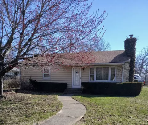 545 Kirkwood Ave, Winthrop Harbor, IL 60096