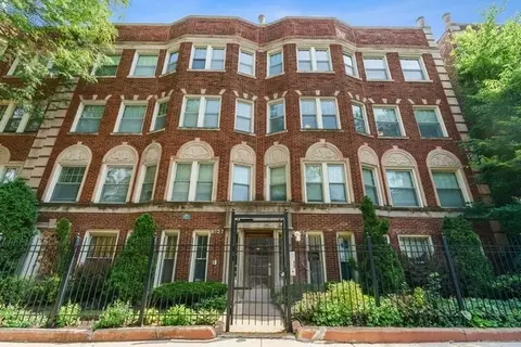 6125 N Hoyne Ave #2S, Chicago, IL 60659
