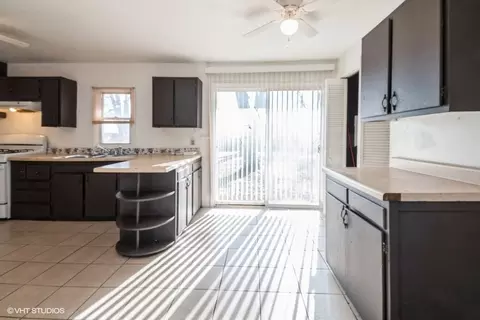 3329 Heather Dr, Markham, IL 60426 photo 9