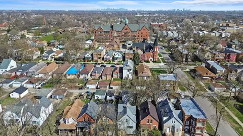 648 E 92nd Pl, Chicago, IL 60619 photo 5