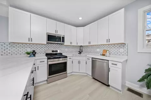648 E 92nd Pl, Chicago, IL 60619 photo 17