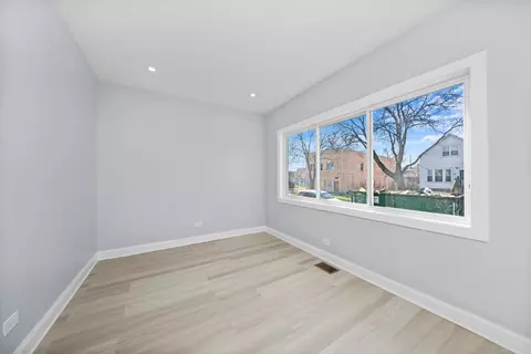 648 E 92nd Pl, Chicago, IL 60619 photo 7