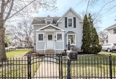 503 N Van Buren St, Batavia, IL 60510