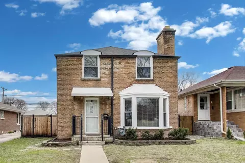 5023 Brummel St, Skokie, IL 60077