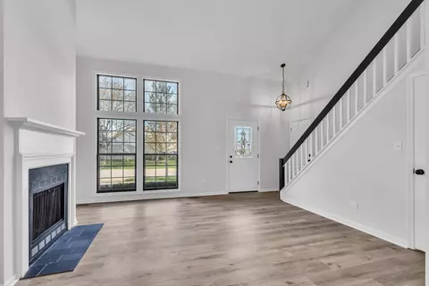 Living - 4511 Opal Dr, Hoffman Estates, IL 60192 photo 4 of 5