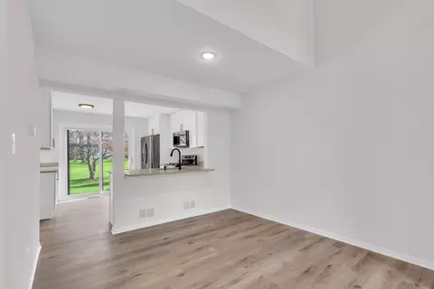 Dining - 4511 Opal Dr, Hoffman Estates, IL 60192 photo 1 of 1