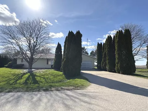 Exterior - 402 N Front St, Sublette, IL 61367 photo 5 of 5