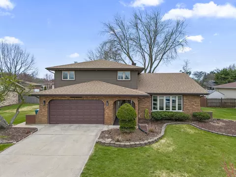 8123 Bob O Link Rd, Orland Park, IL 60462