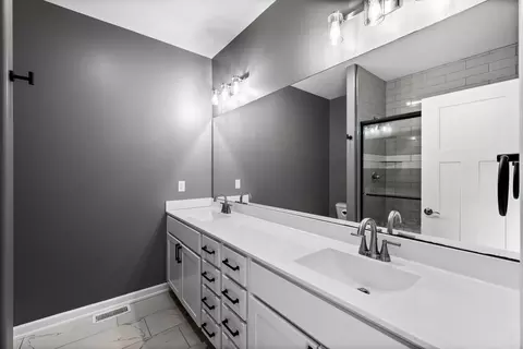 Bath - 505 Raef Rd, Downs, IL 61736 photo 2 of 5
