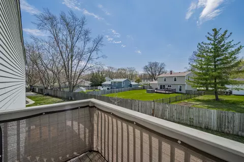 Exterior - 1691 Valley Forge Ct #A, Wheaton, IL 60189 photo 3 of 8