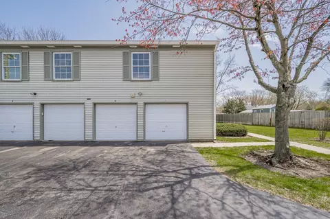 Exterior - 1691 Valley Forge Ct #A, Wheaton, IL 60189 photo 8 of 8