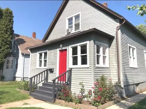 1639 Victoria Ave, North Chicago, IL 60064