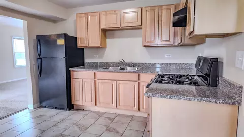 7220 W 73rd St, Bridgeview, IL 60455 photo 10