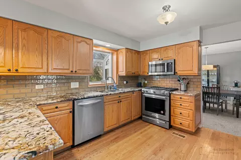 752 Ralph Ct, Wheaton, IL 60187 photo 7
