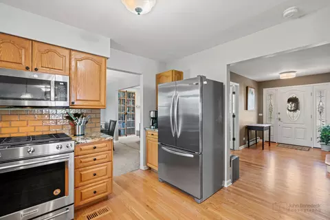 752 Ralph Ct, Wheaton, IL 60187 photo 10
