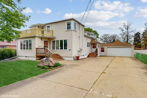 10610 Montana Ave, Melrose Park, IL 60164