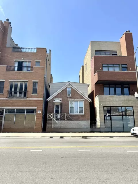 1948 N Damen Ave, Chicago, IL 60647