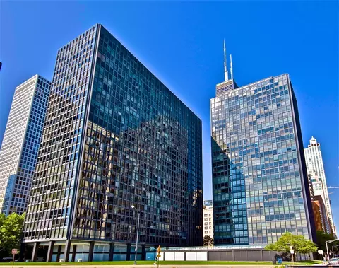 900 N Lake Shore Dr #310, Chicago, IL 60611