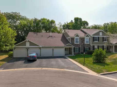 25 Superior Ct #L1, Schaumburg, IL 60193