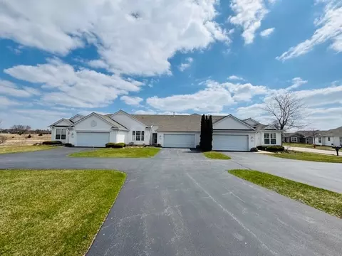 11246 Bellflower Ln, Huntley, IL 60142