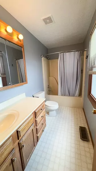 1301 Kenneth Dr, Bloomington, IL 61704 photo 25