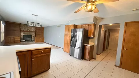 1301 Kenneth Dr, Bloomington, IL 61704 photo 19