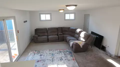 Living - 422 Spring Ave, Dekalb, IL 60115 photo 2 of 3