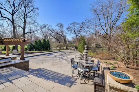 7 Muirfield Cir, Wheaton, IL 60189 photo 35