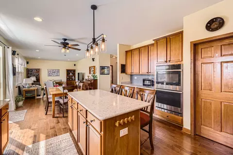 3111 Bridgeham St, Elgin, IL 60124 photo 10