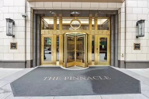 21 E Huron St #1404, Chicago, IL 60611