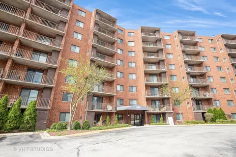 1 Bloomingdale Pl #617, Bloomingdale, IL 60108