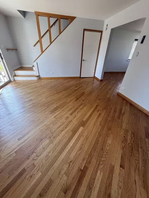 Living - 255 Dover Dr, Des Plaines, IL 60018 photo 4 of 4