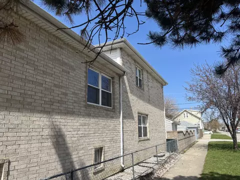 Exterior - 7500 W 58th Pl, Summit, IL 60501 photo 2 of 4