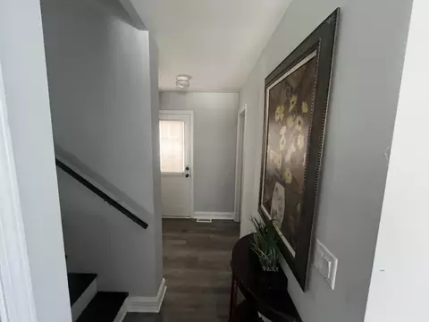 Entry Way - 7500 W 58th Pl, Summit, IL 60501 photo 2 of 2